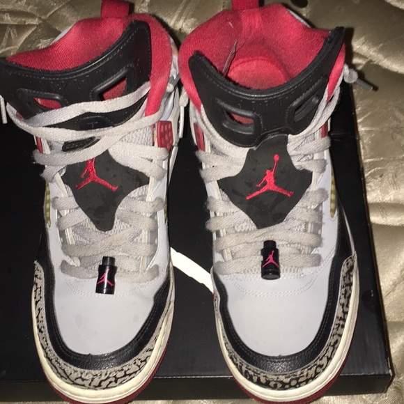 Wolf grey Jordan spizikes - Picture 1 of 3